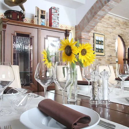 Saxida Wine Estate 3*