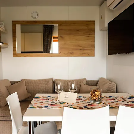 Saxida Wine Estate Parque de vacaciones Zalosce