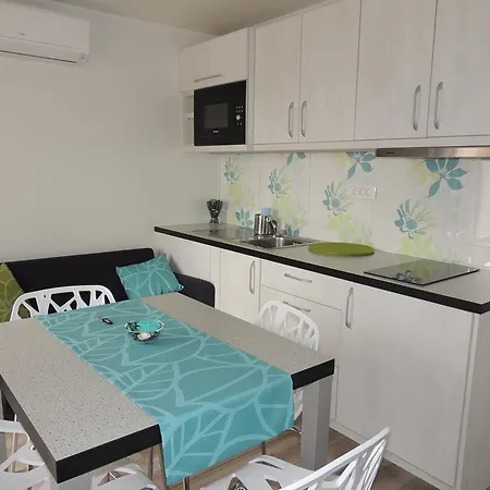 Saxida Wine Estate Kompleks wypoczynkowy Zalosce