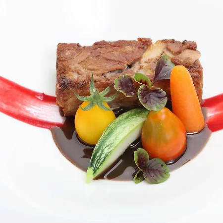 Saxida Wine Estate 3*